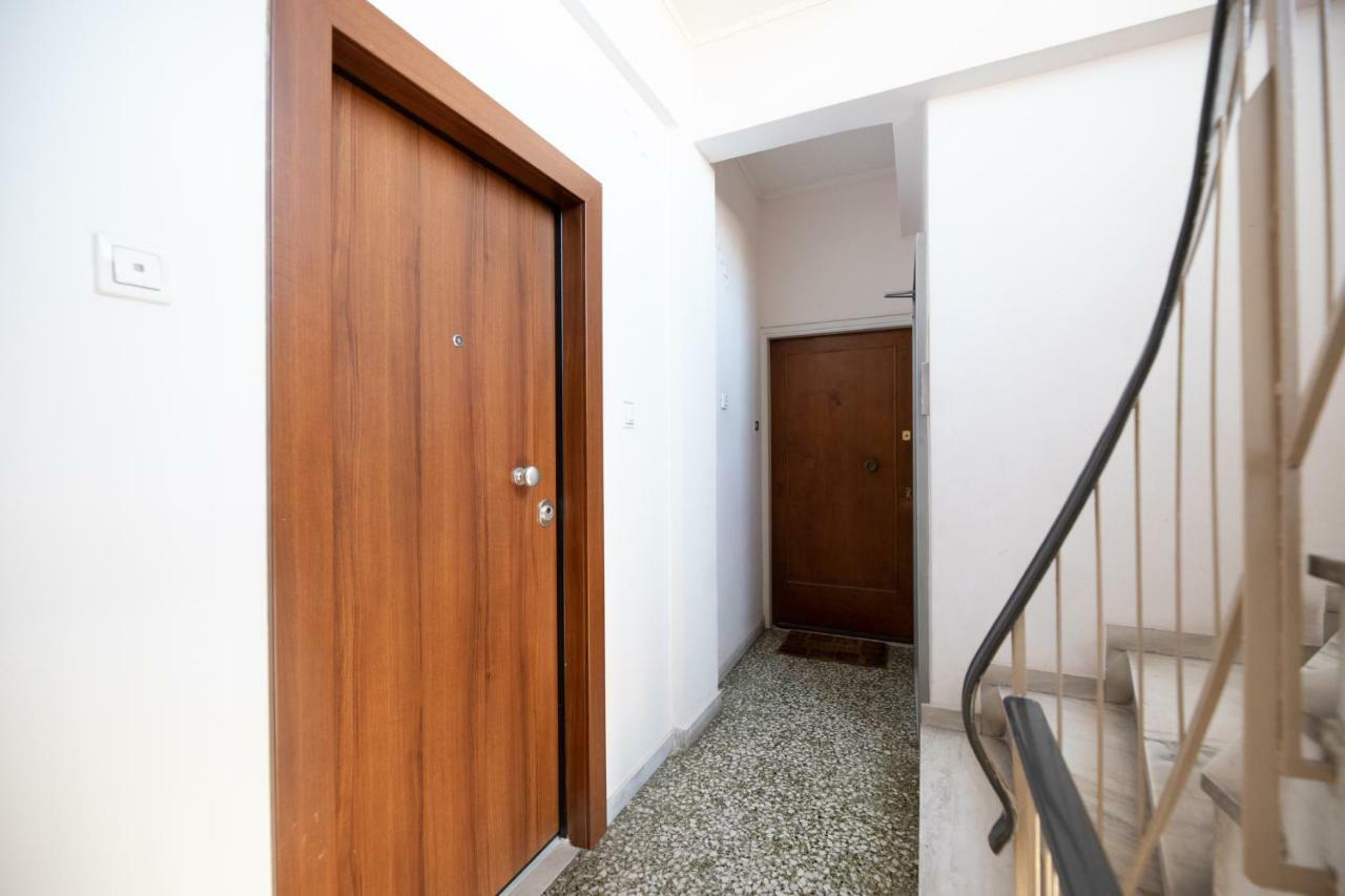 Top Sightseeing 3Rd Floor Studio On A Paved Road! Athen Eksteriør bilde